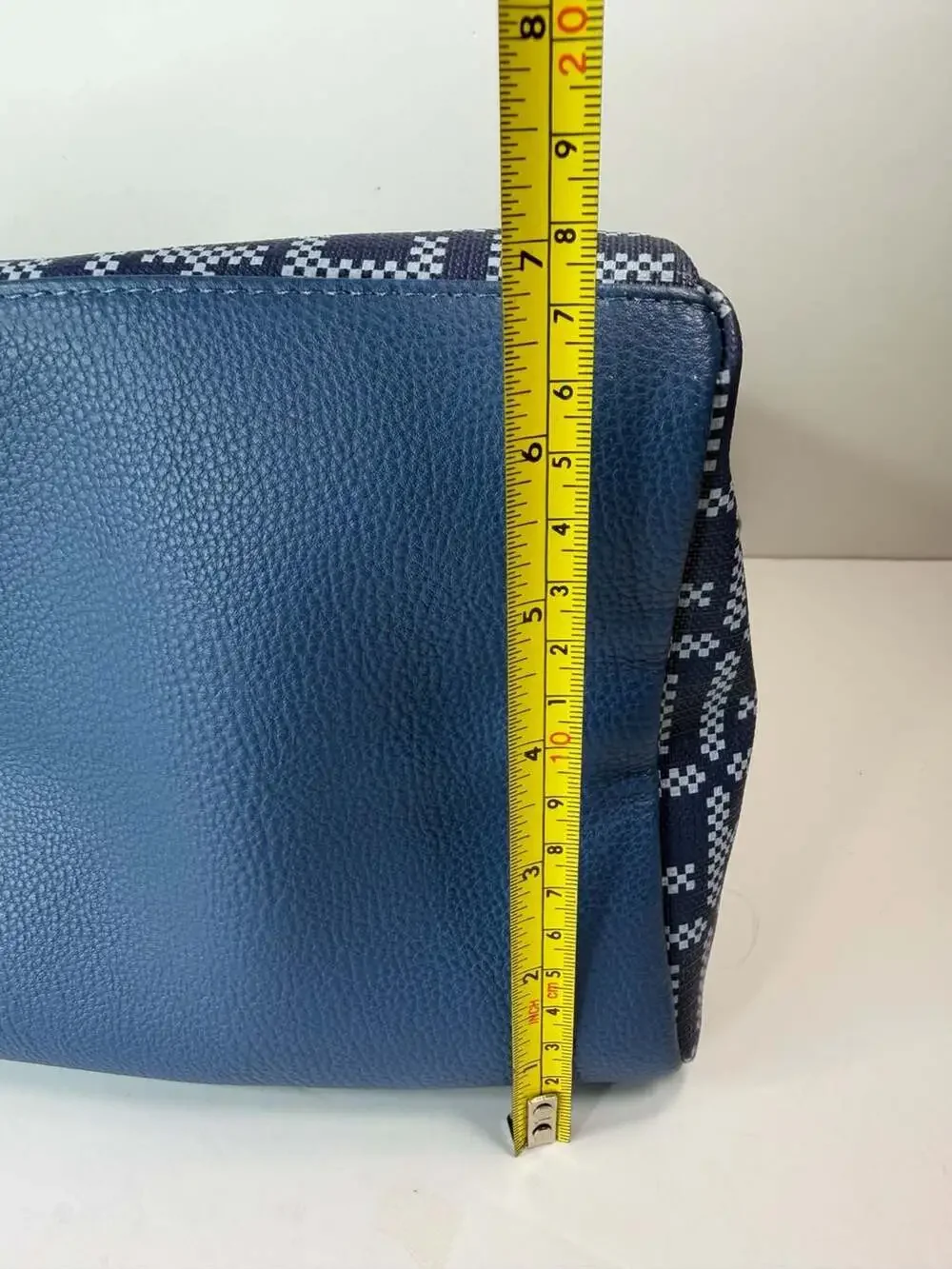 Tommy Hilfiger blue white